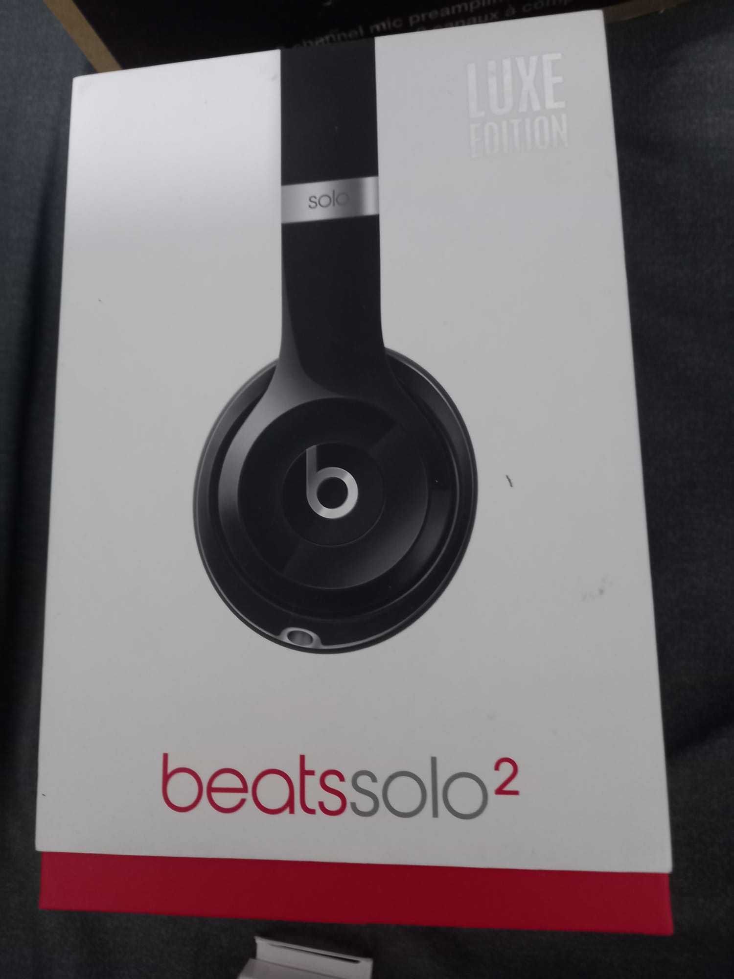 Casti audio cu banda Beats by Dr. Dre Solo 2