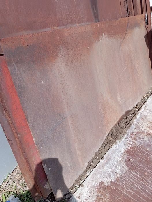 Металлические листы 2*1.4