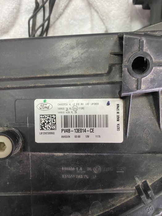 Far dreapta ford kuga full led 2024 -2025