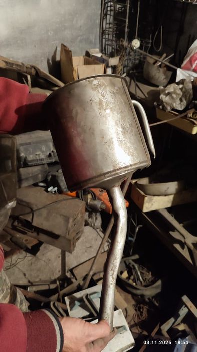 Воронка, лейка для топлива