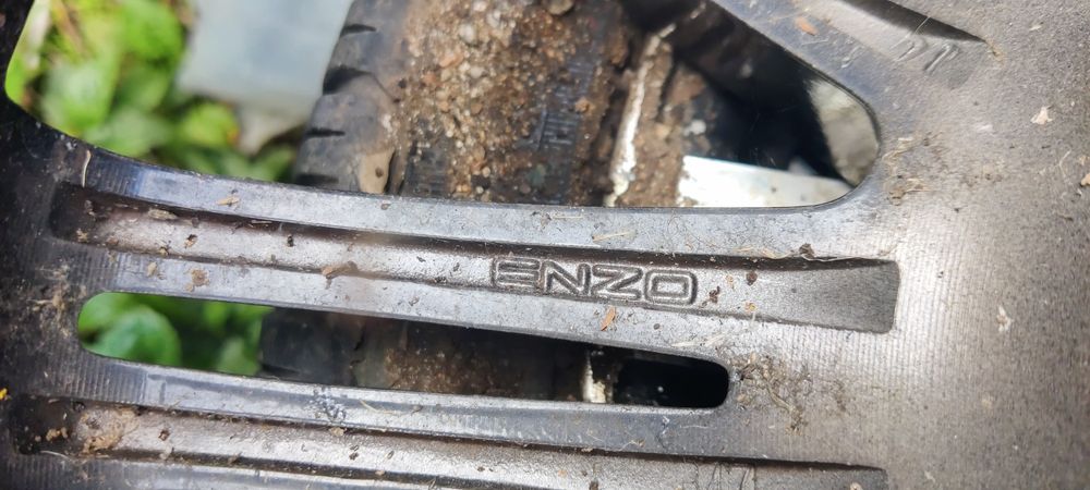 Джанти Ауди и други Enzo  17 цола 8 отвора 4х98 и 4х100