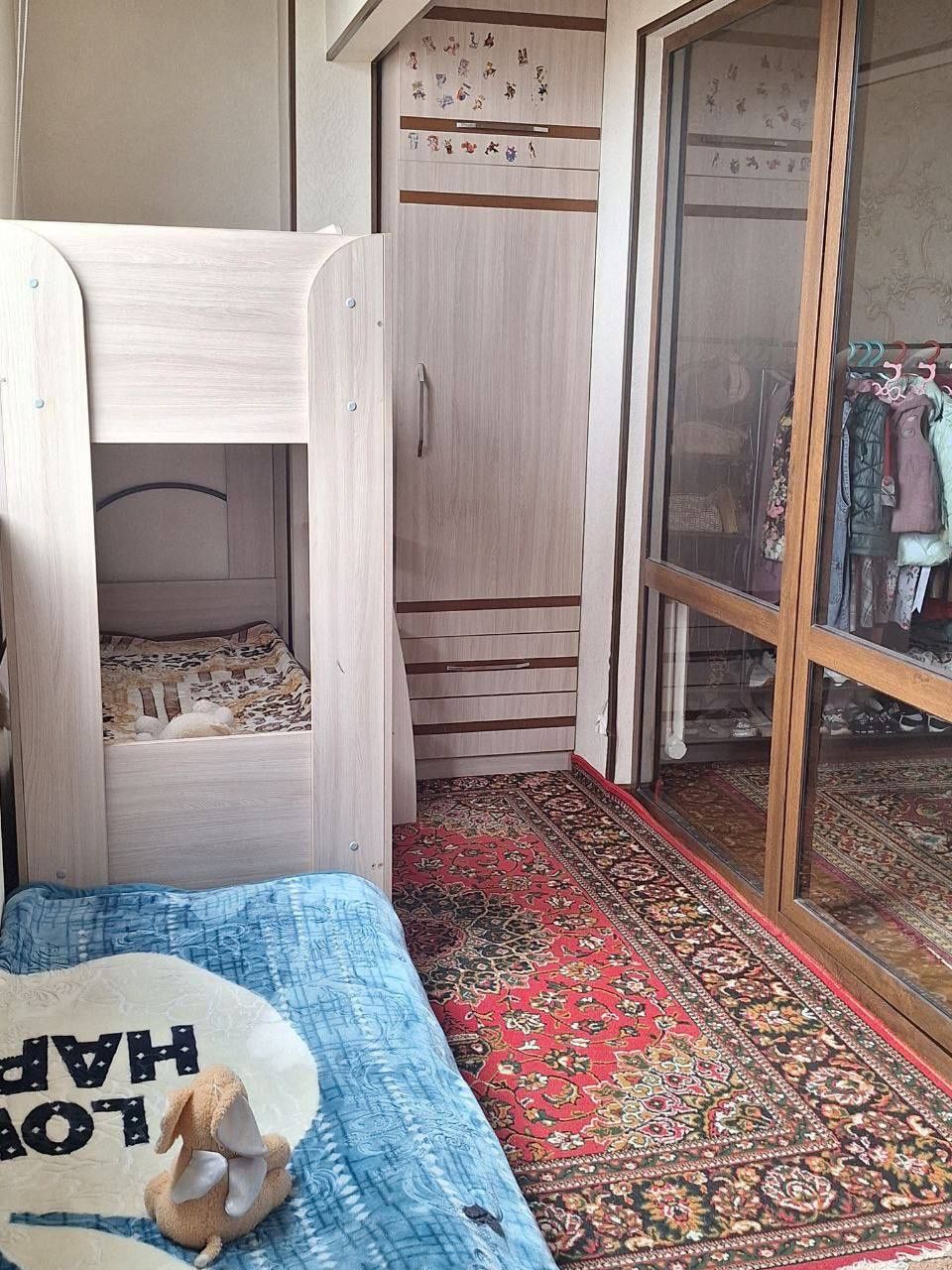 Алмазарский район медгородок 2х комнатная квартира с обстановкой