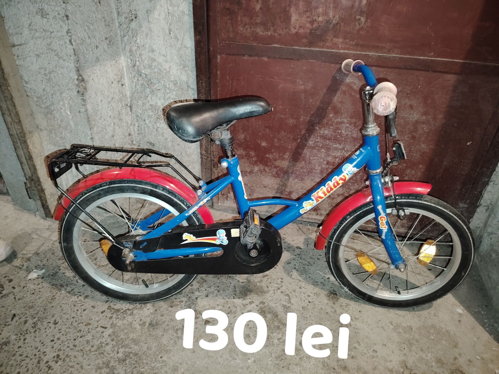 Biciclete pentru copii și adulti.
