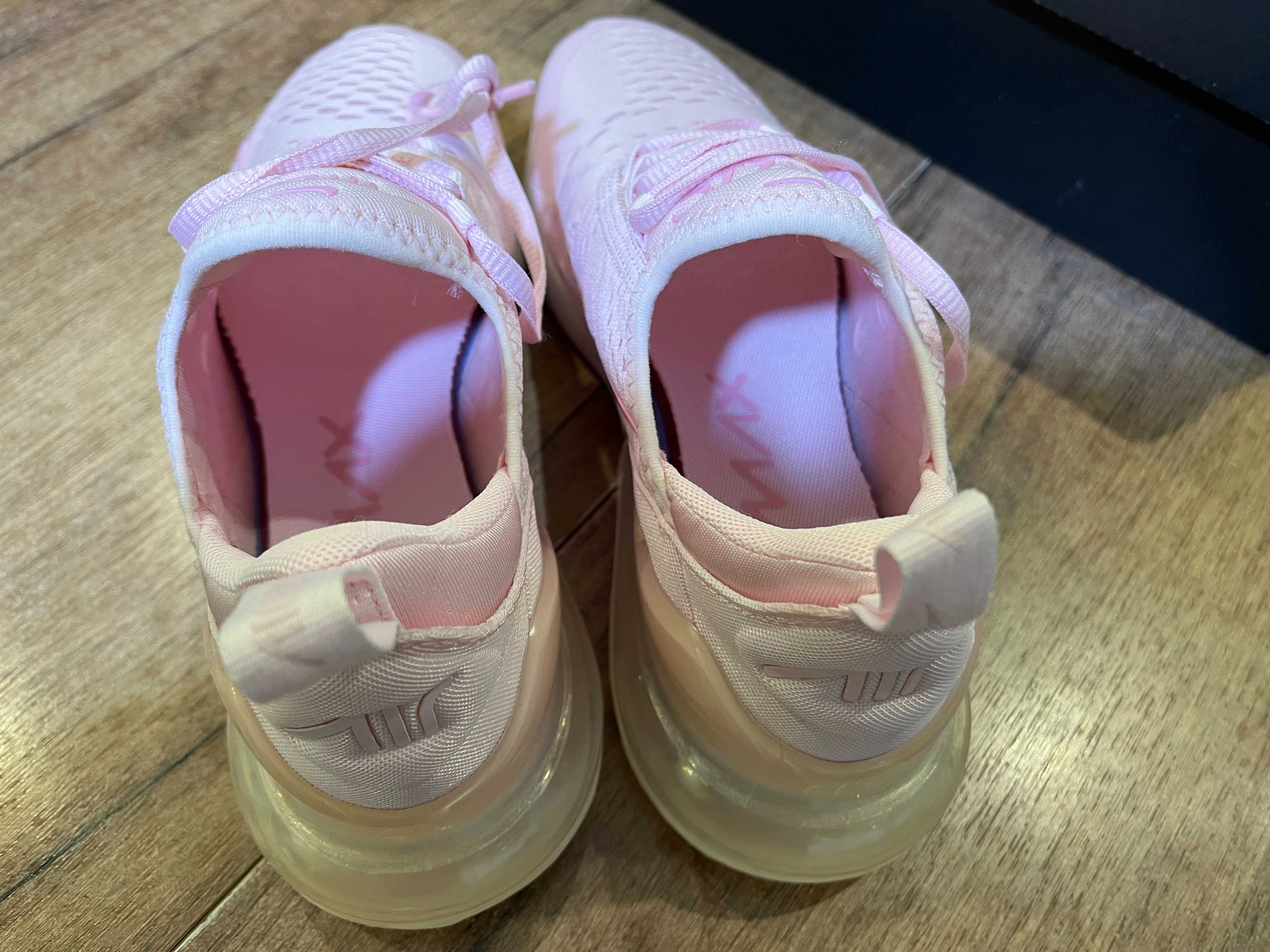 ОРИГИНАЛНИ *** Nike Air Max 270 Pink Foam Pearl
