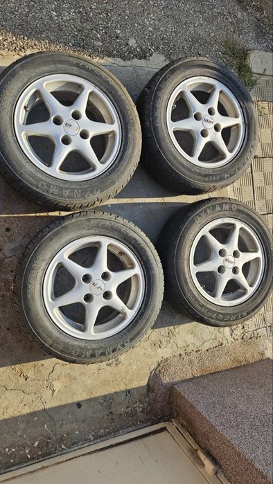 Гуми + джанти за ford mondeo 1