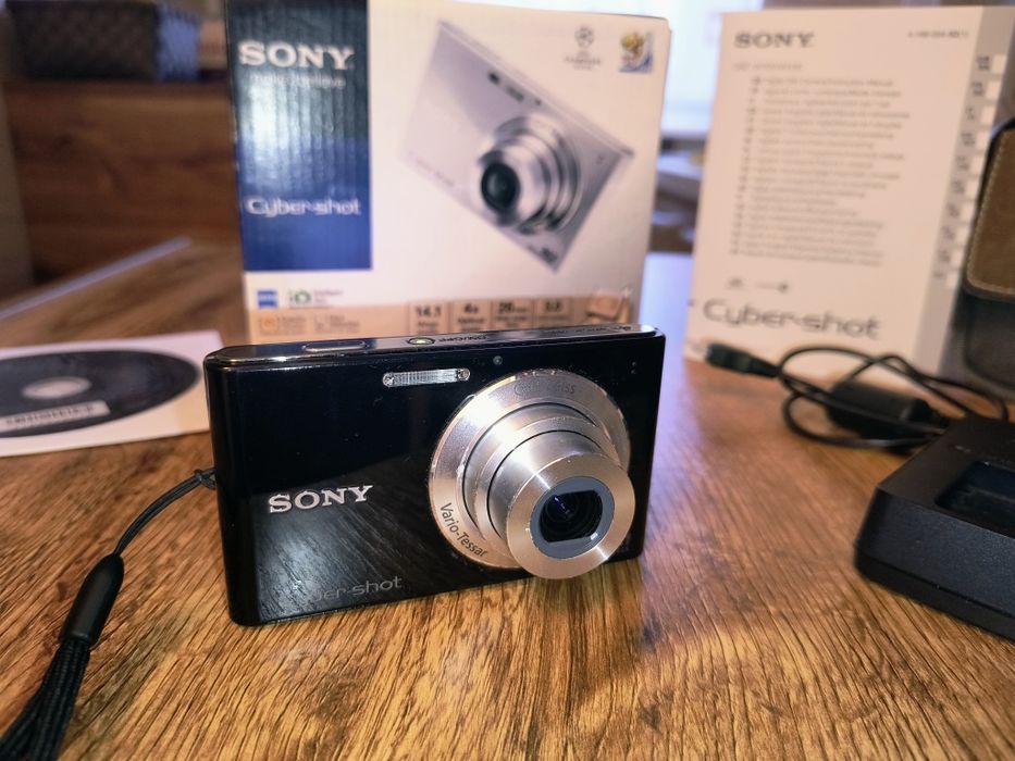 Aparat foto Sony Cyber-Shot DSC-W330
