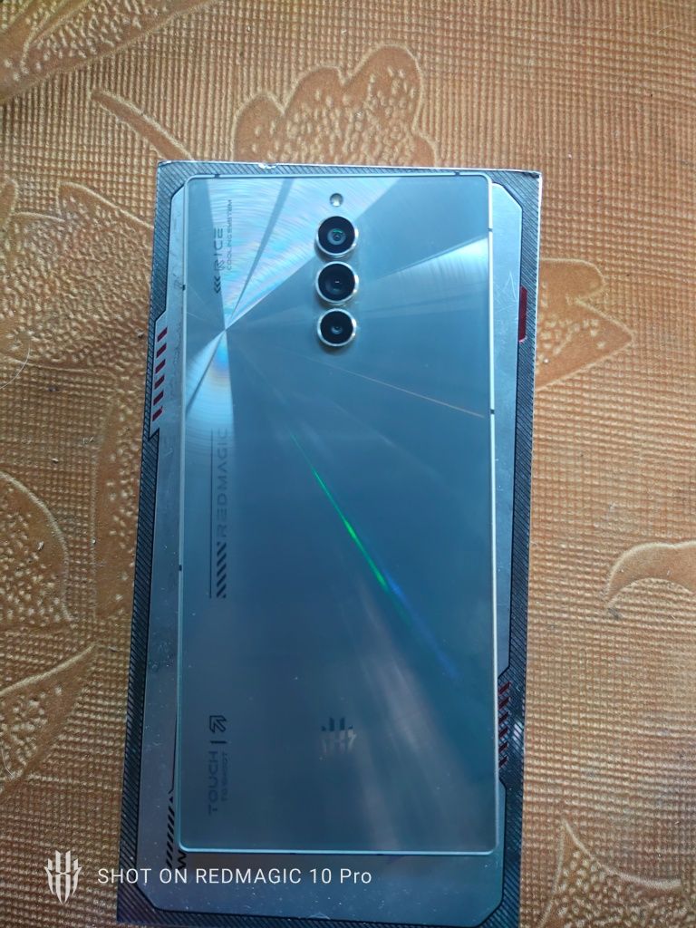 Nubia red magic 8spro 16/512