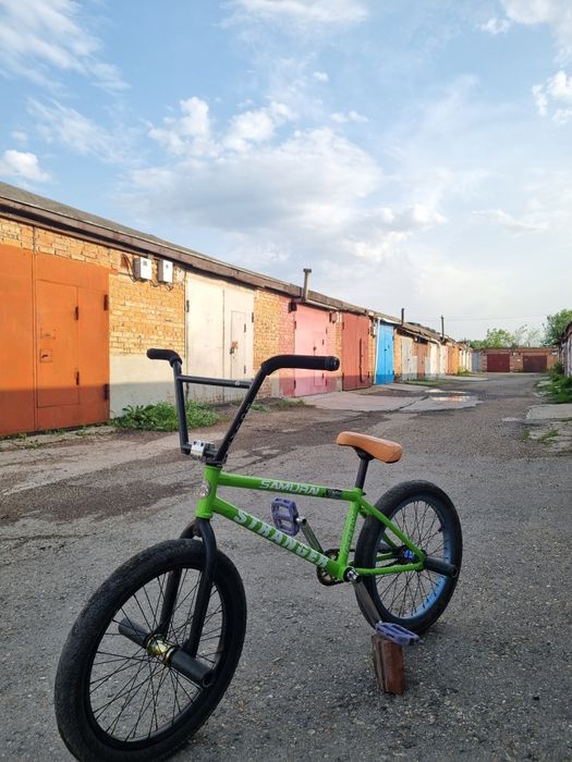 Продам кастомный BMX на оригинальных запчастях
