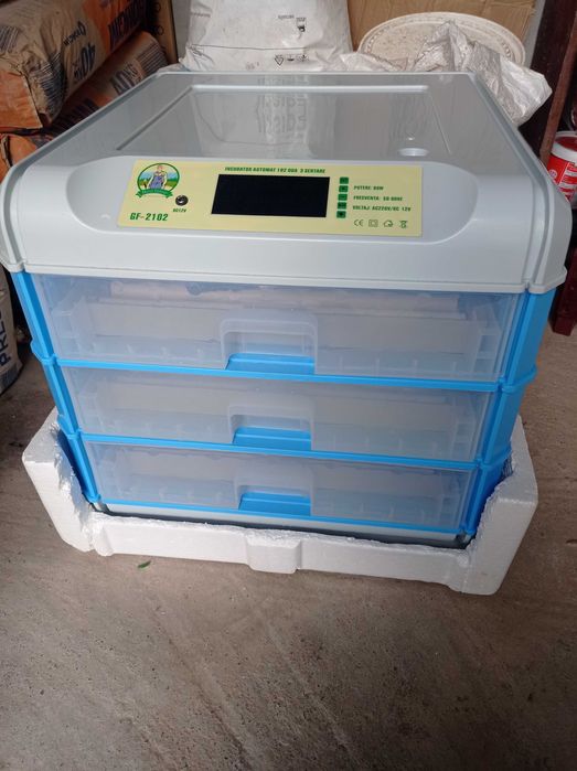 Incubator de ouă de vânzare