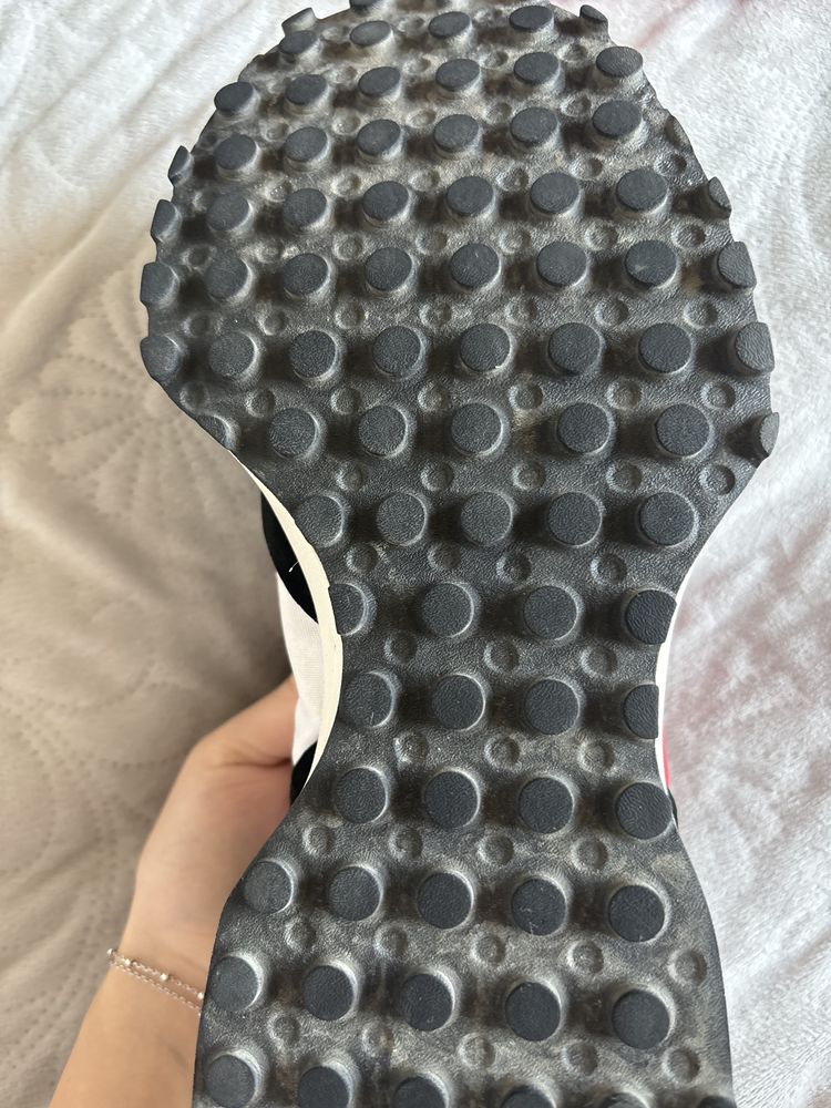 adidasi new balance