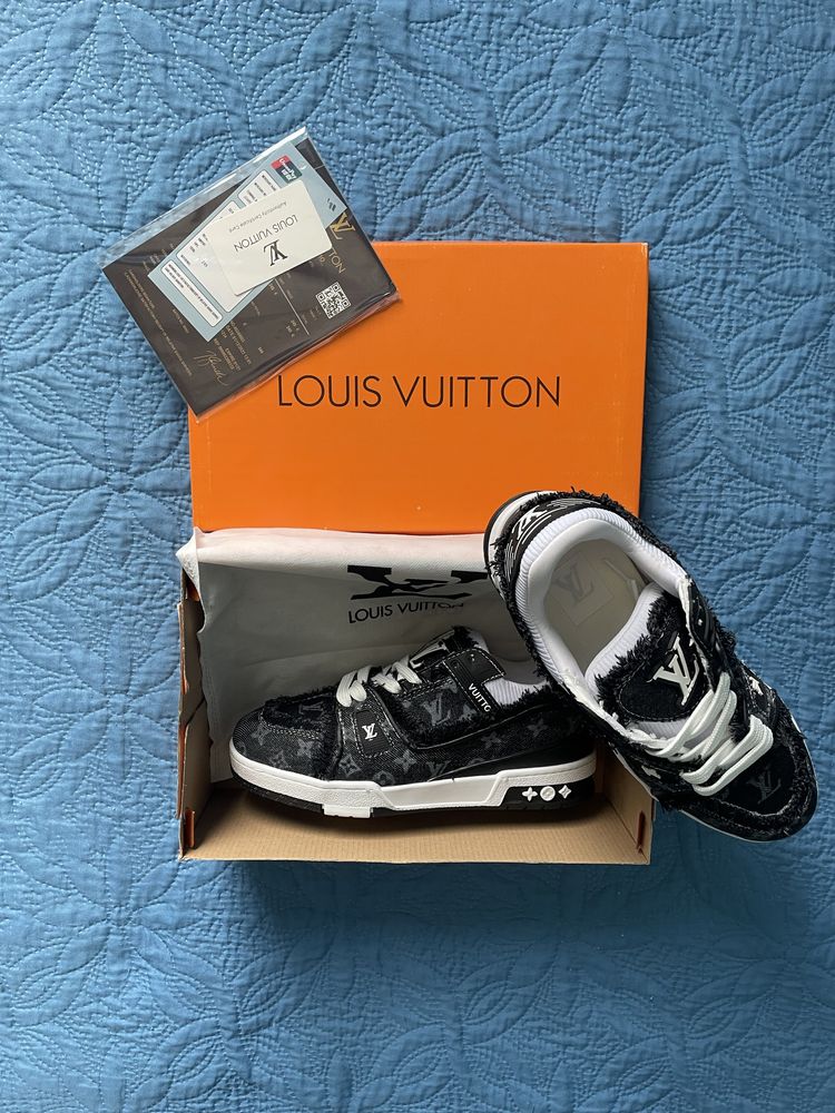 Обувки LV Trainer 40 Louis Vuitton
