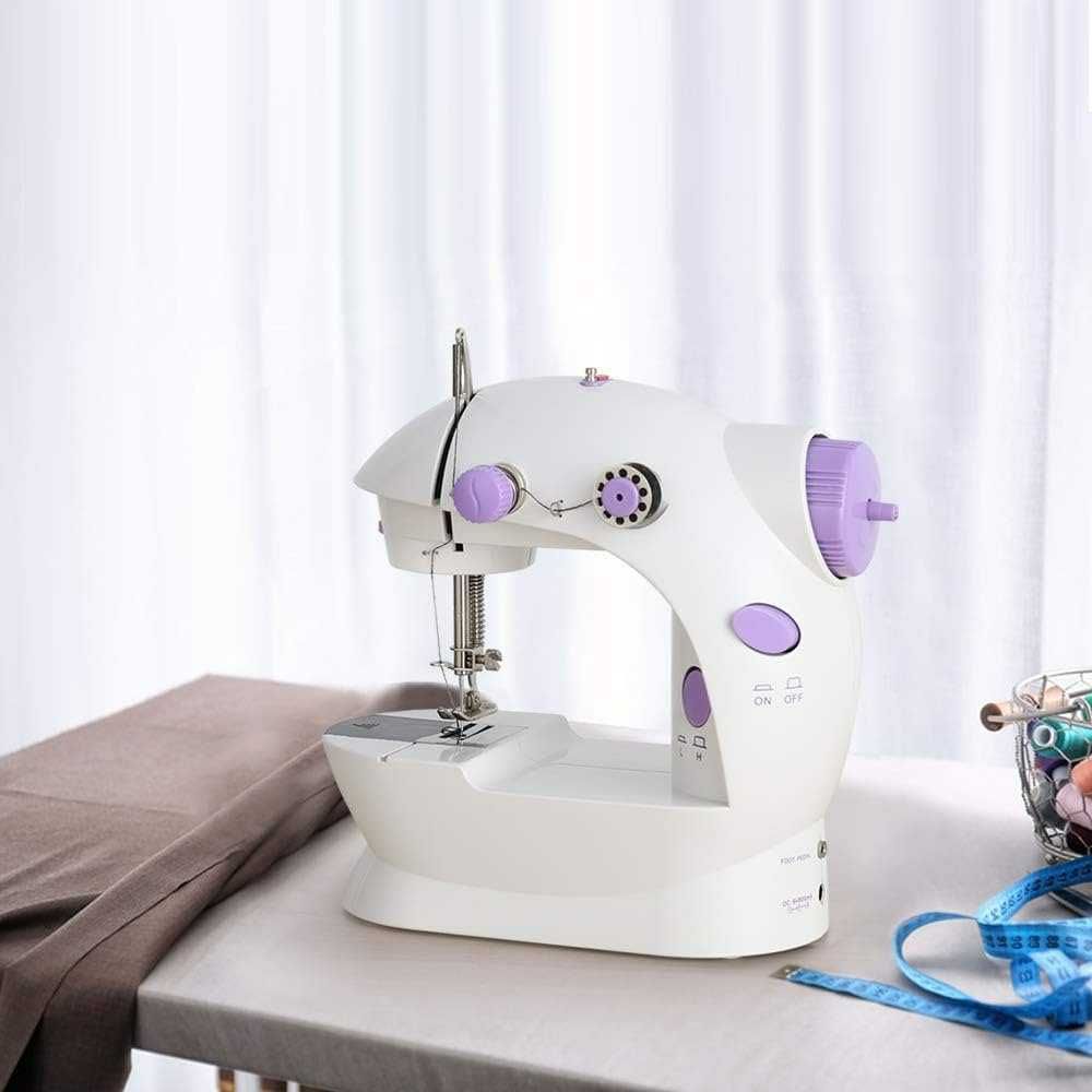 Мини Шевна машина с масичка и лампа 4 в 1 Mini Sewing Machine