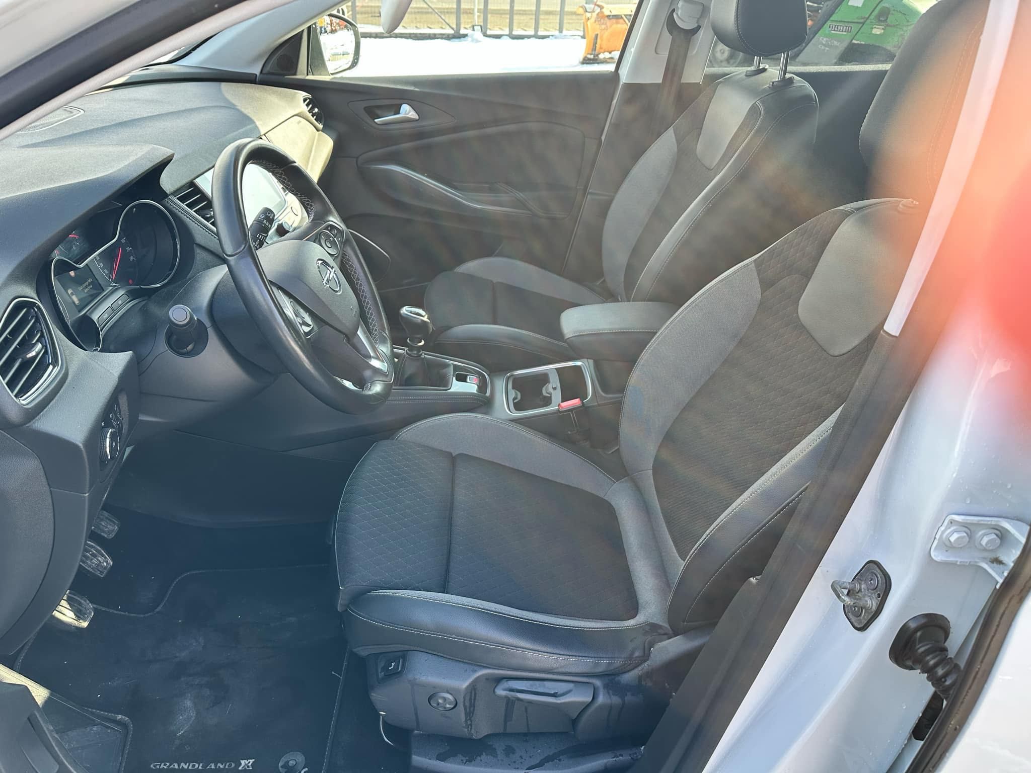 Opel Grandland X 2019 1.5 Diesel