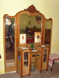 Dormitor Vienez din lemn de trandafir cu oglinda de Cristal