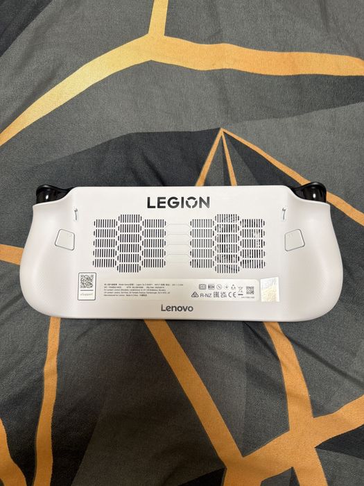 Lenovo legion go s 1tb 32gb ram Гаранция до 2027 Септември