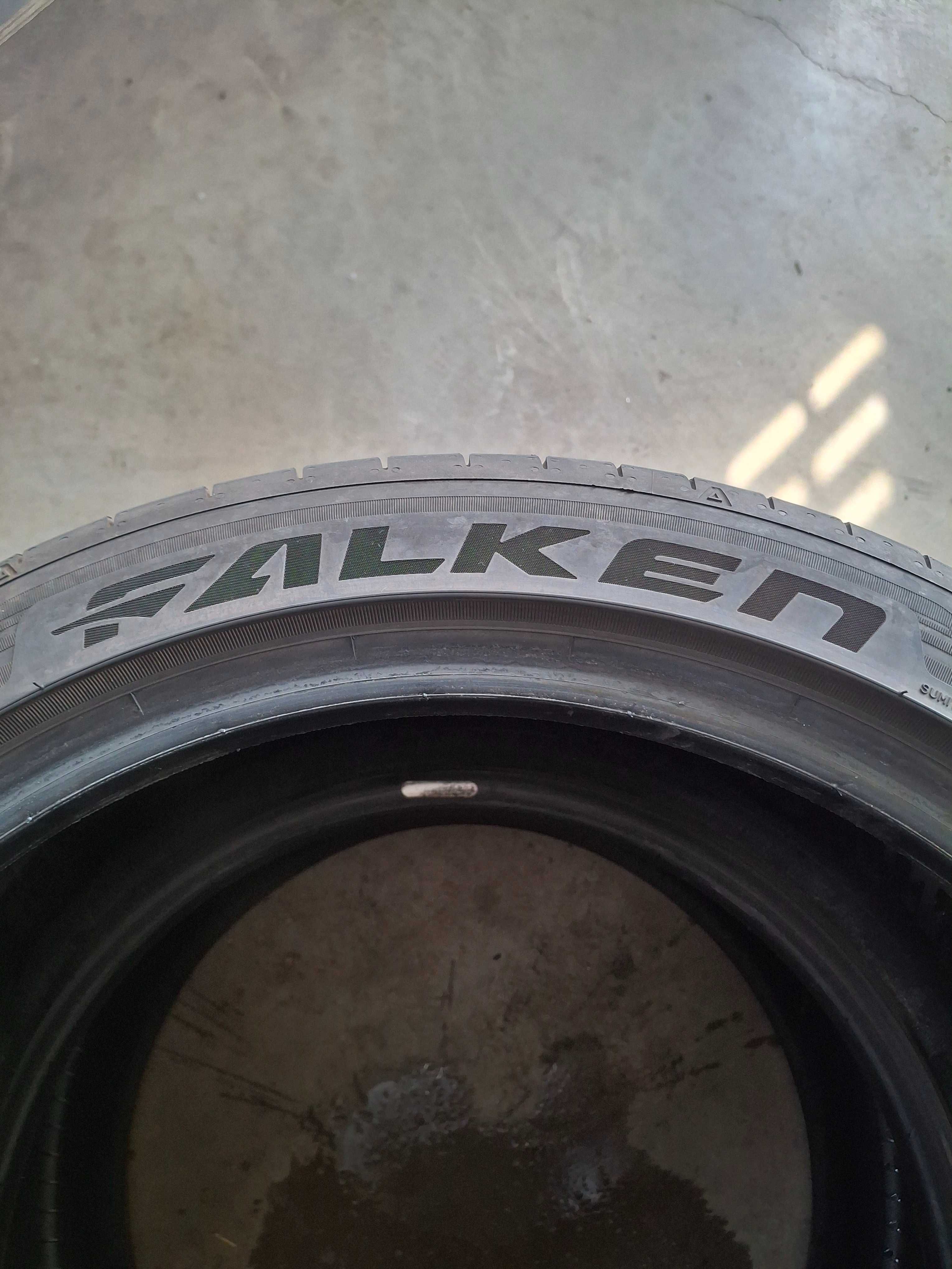 2бр. летни гуми 235/40/18  Falken DOT 1524 като нови