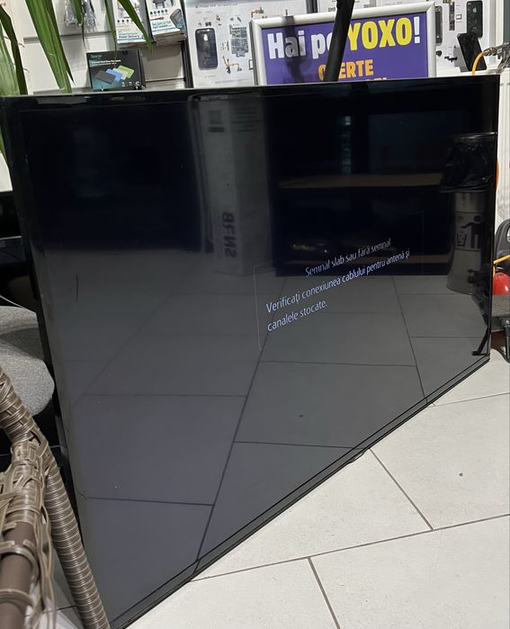 Vând TV Smart Samsung – 150 cm diagonală
