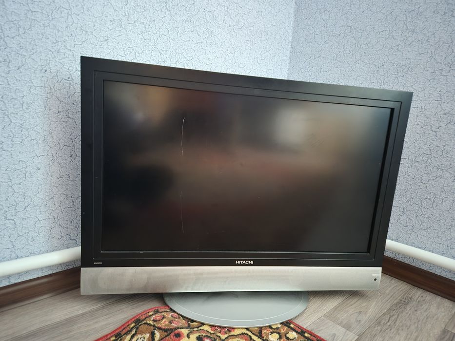 Продам телевизор Hitachi