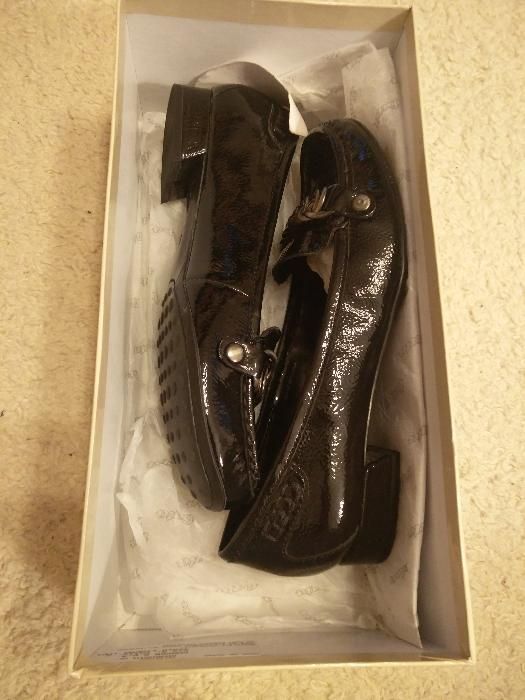 Pantofi dama Bata, din piele, marimea 35.