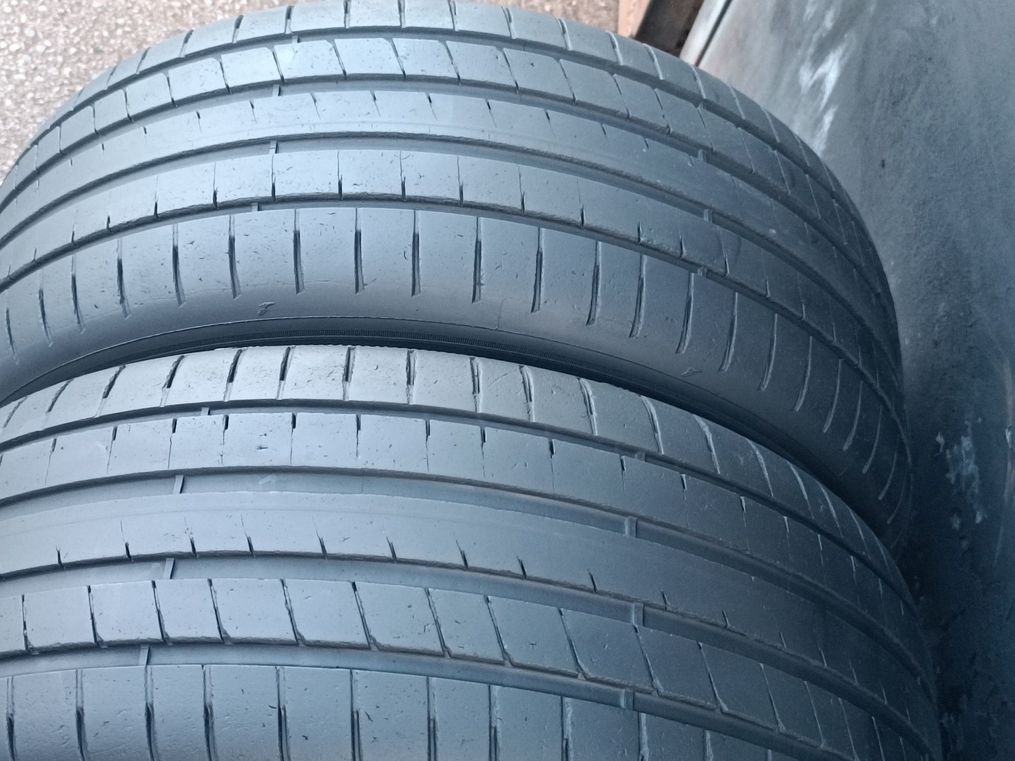 225/45/17 Goodyear Дот 0424