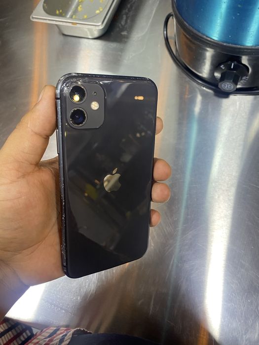 Iphone 11 icloud 128