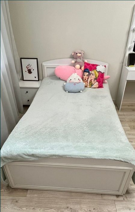 Белая кровать 200×120