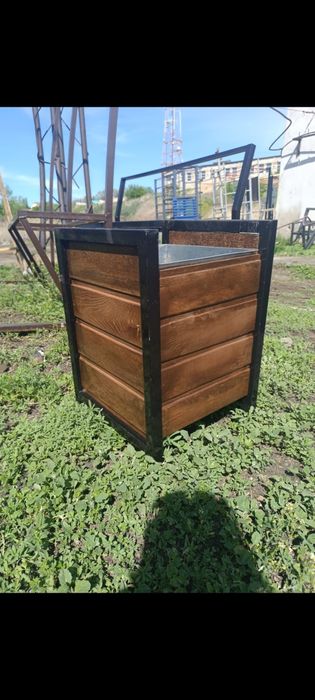 Мусорные урны,баки