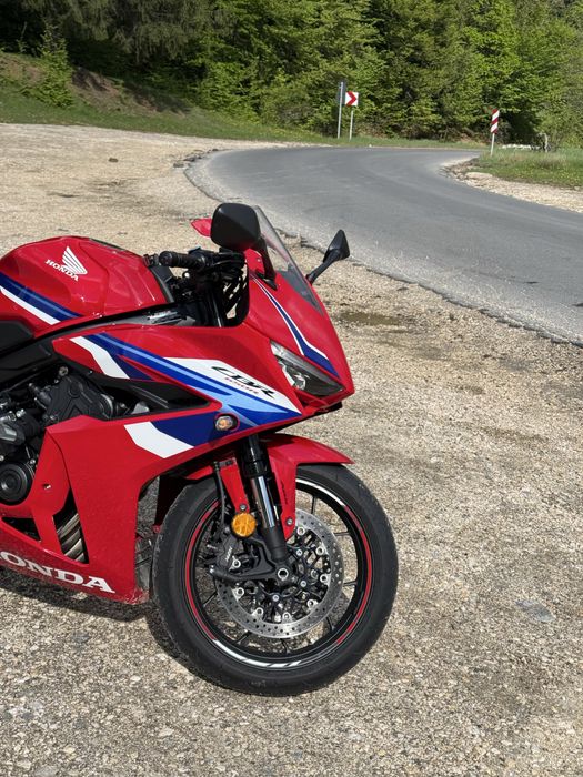 Honda CBR 650 R E-Clutch