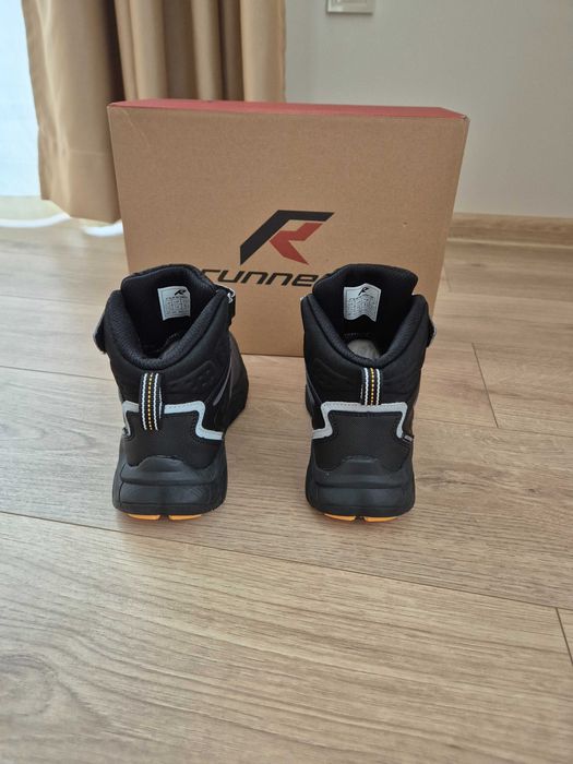 Детски боти Runners