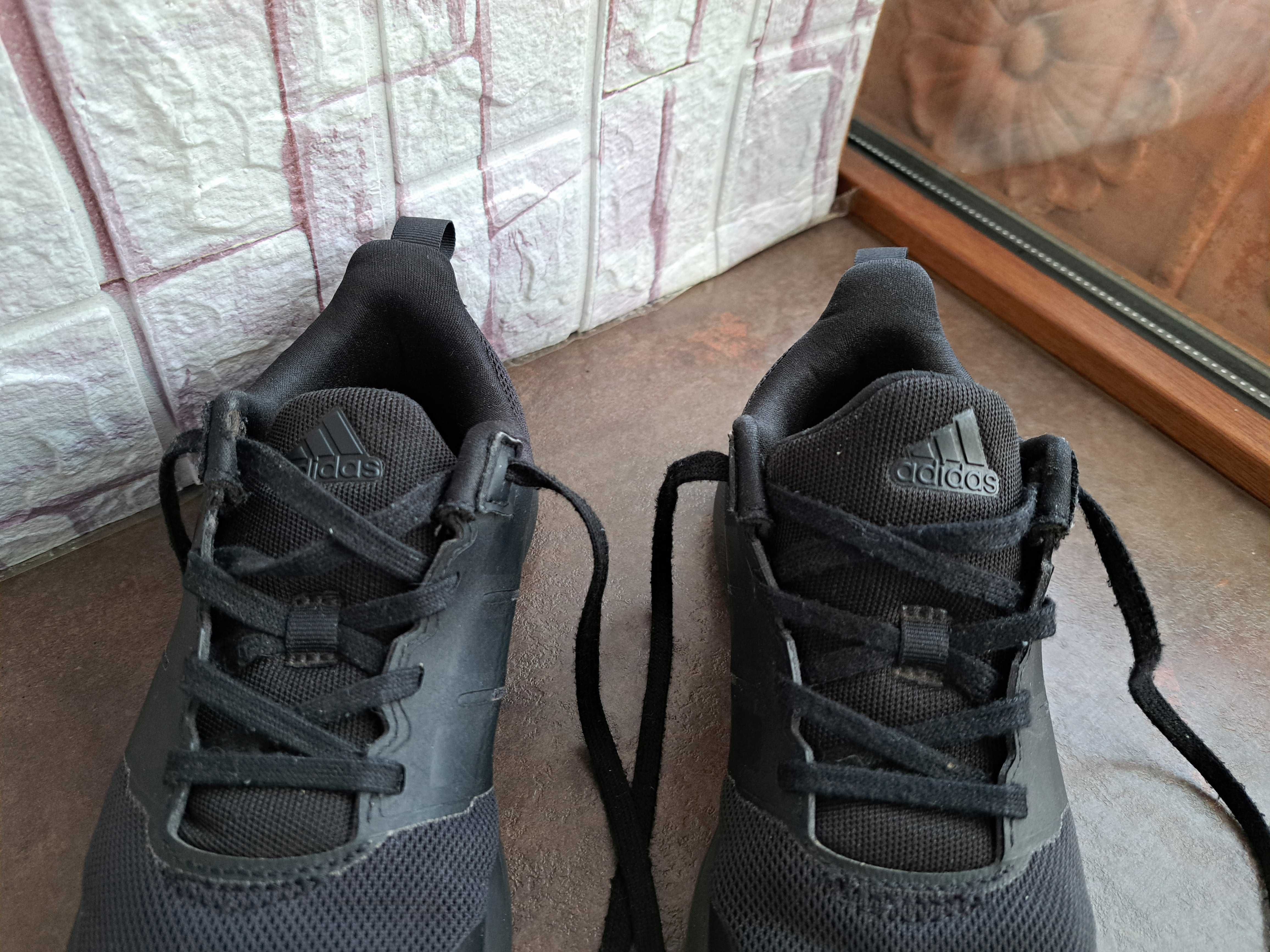 детски маратонки,кецове,спортни обувки,Adidas,номер33,5,адидас