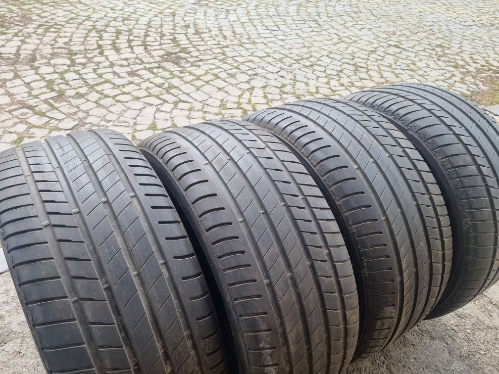 4 anvelope vara Bridgestone Runflat 305 40 20 / 275 45 20 profil 80%