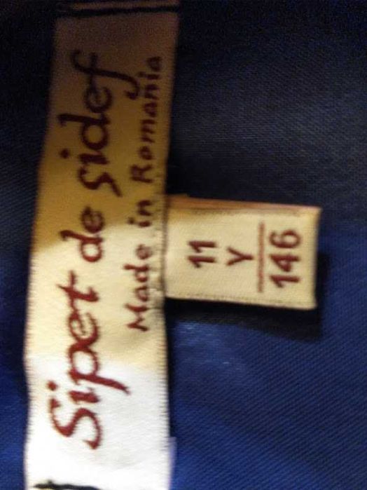 Rochie elegantă pentru domnișoare (10–12 ani)