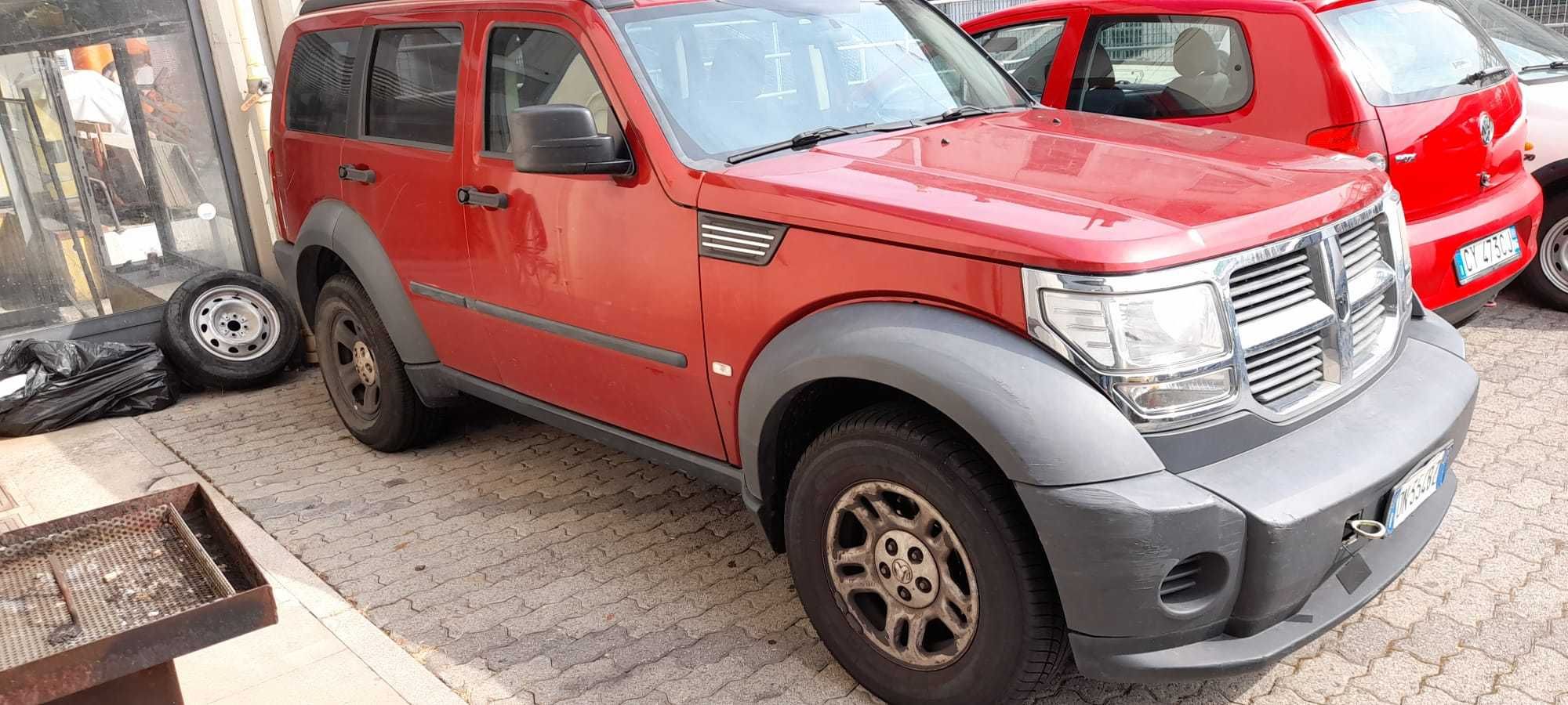 Dodge Nitro 2.8 CRD
Юни 2010, За части!