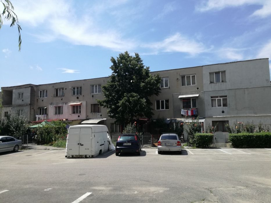 De vânzare garsonieră confort ll sporit et.1,22m2 lotrului-debarcader