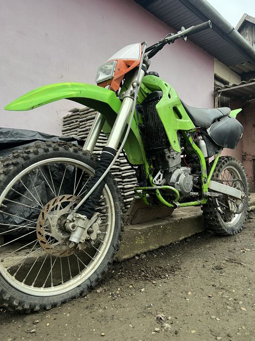 Kawasaki KLX 650 schimb - fierbe apa
