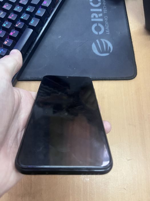 Продам Редми нот 8