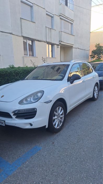 Porche cayenne de vanzare full option 17000 neg