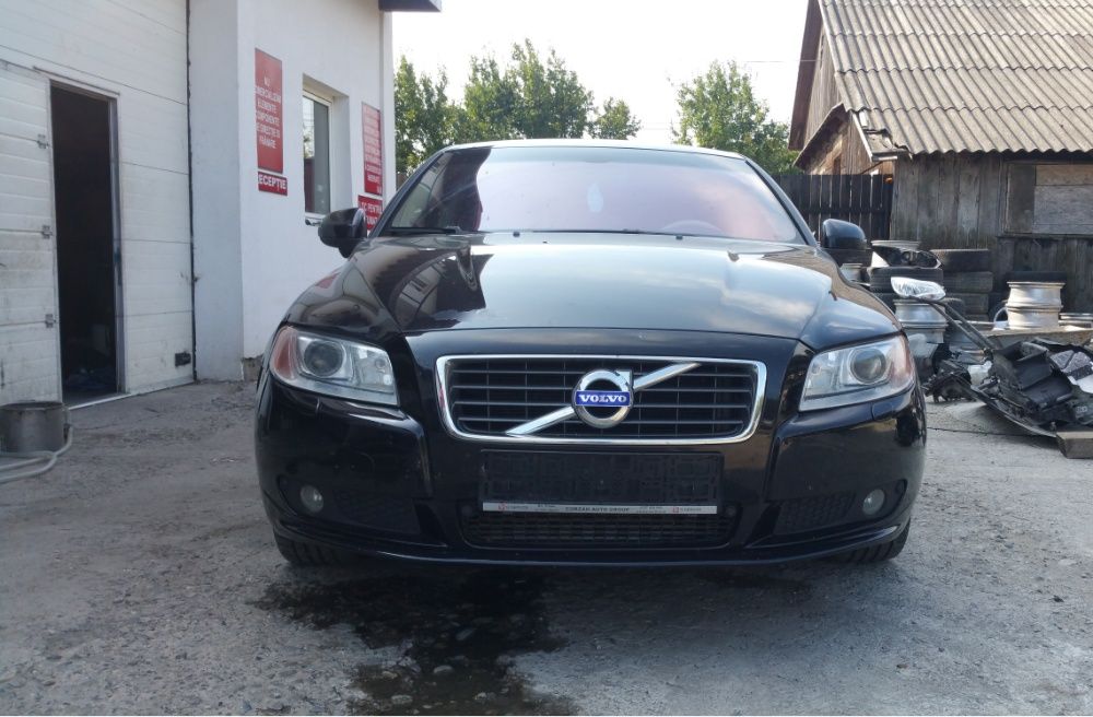 Bara fata & Grila fata & Proiectoare ceata Volvo S80 Model 2007-2016