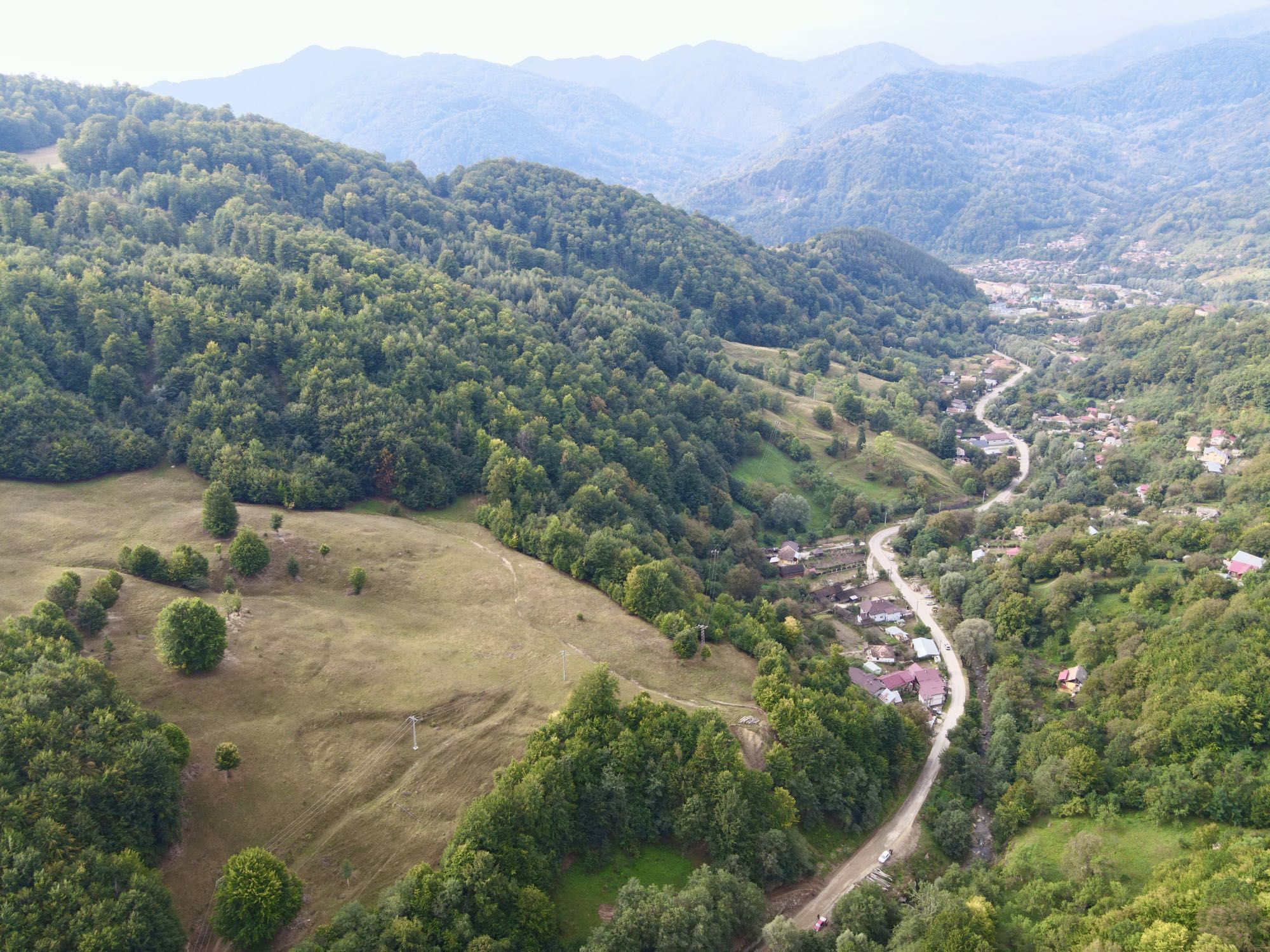 Teren intravilan in zona turistica Siriu (Cașoca), Buzău