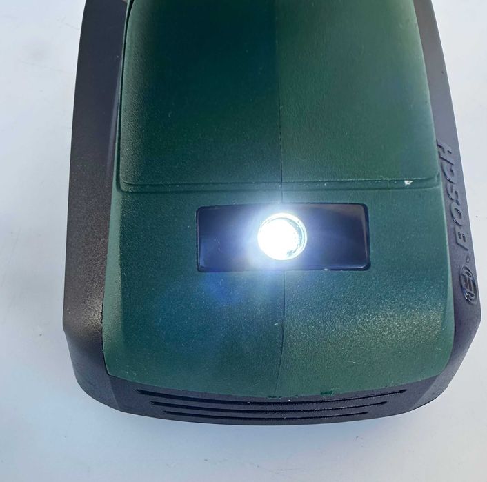Bosch Universalimpact 18V - Ударен винтоверт като нов!