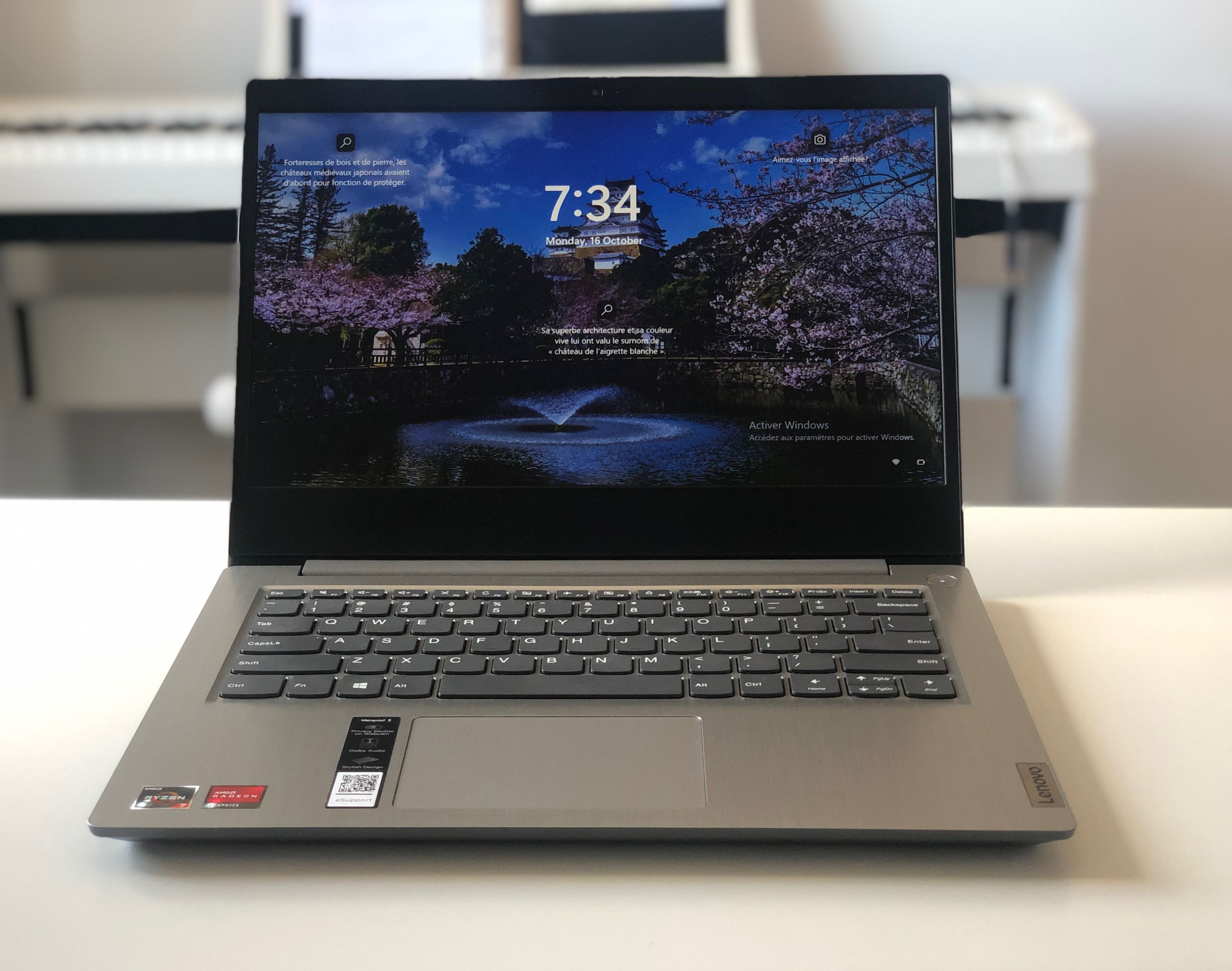 Laptop Lenovo IdeaPad 3 15ADA05, procesor AMD Ryzen 7 3700U, 512GB SSD