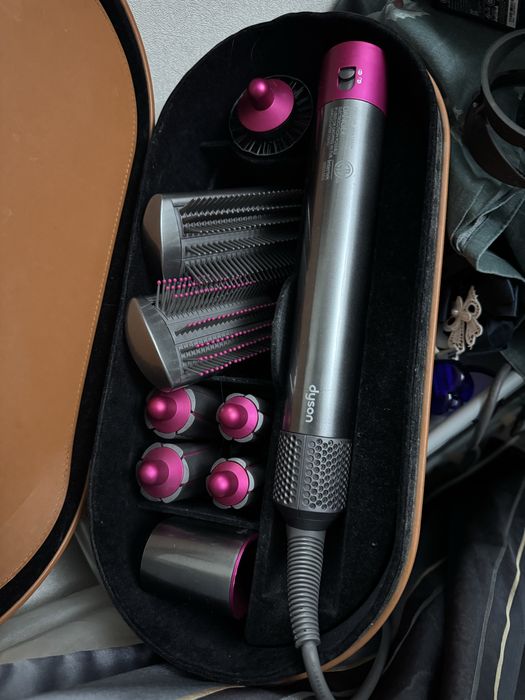 Стайлер Dyson