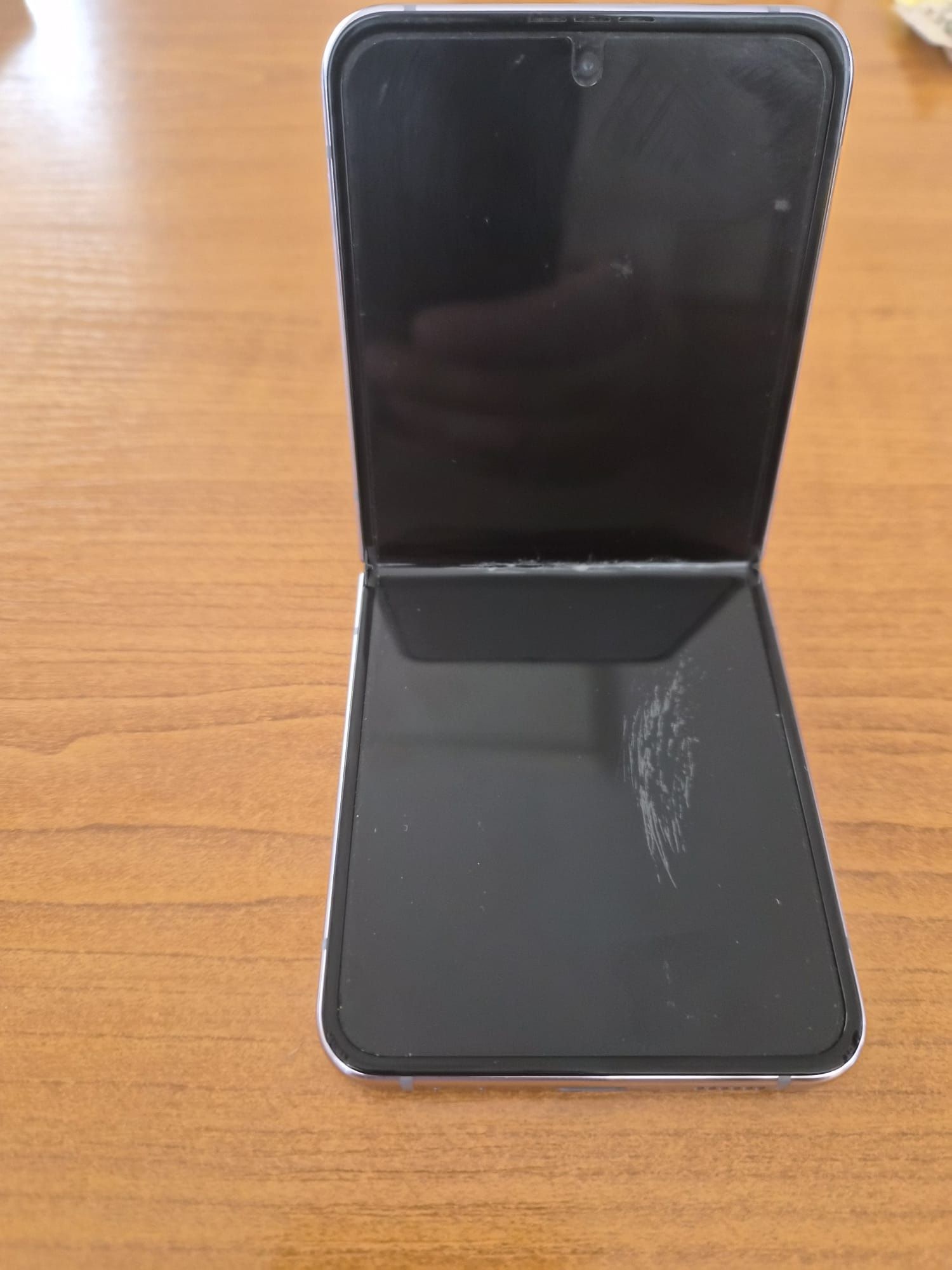 Samsung Flip 4 сгъваем телефон SM-F721B