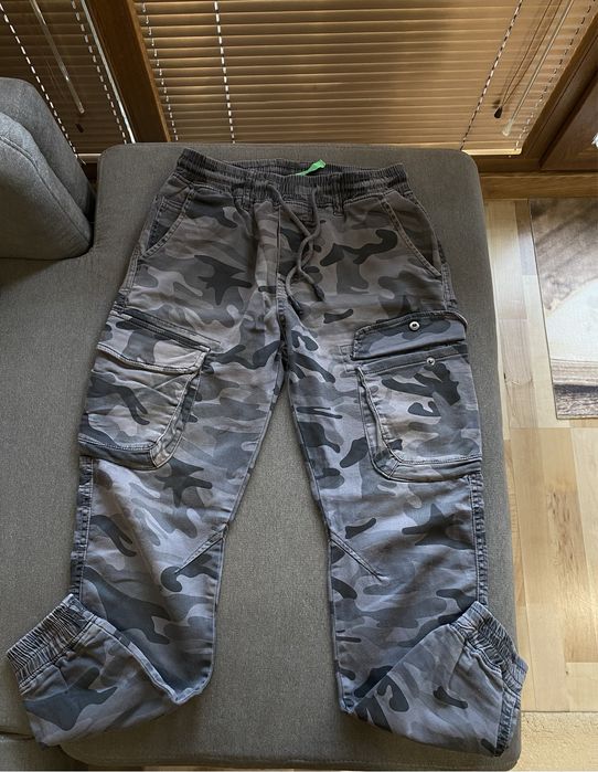 Cargo pants camouflage