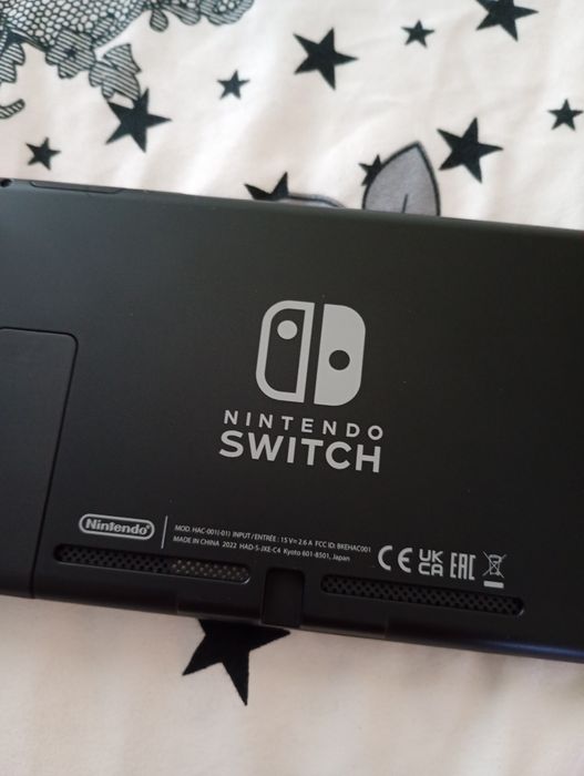 Nintendo Switch V2 modat