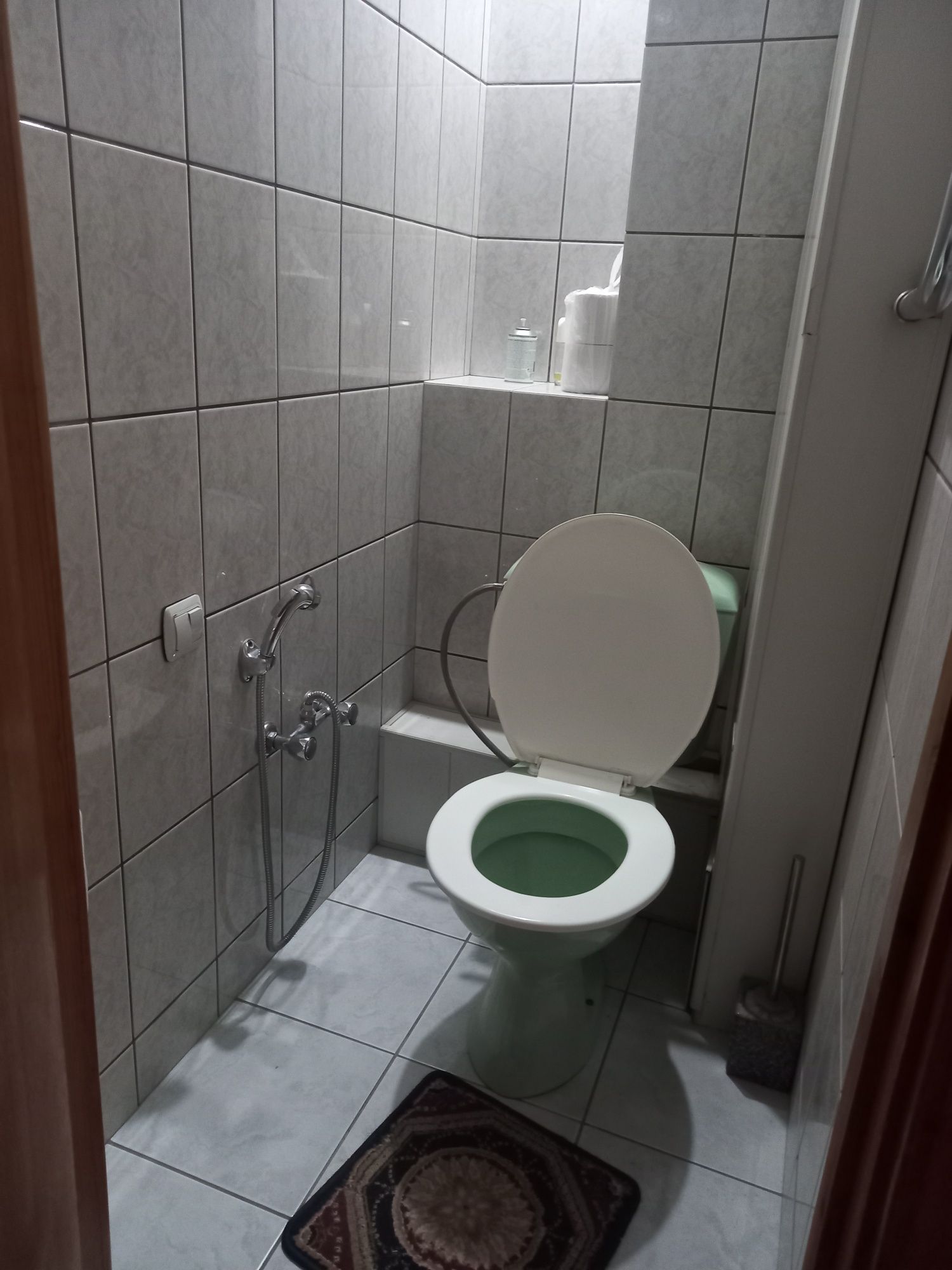 Продаётся 5ком.квартира Самом центре города