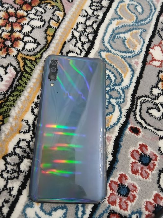 Samsung a 51 sotiladi