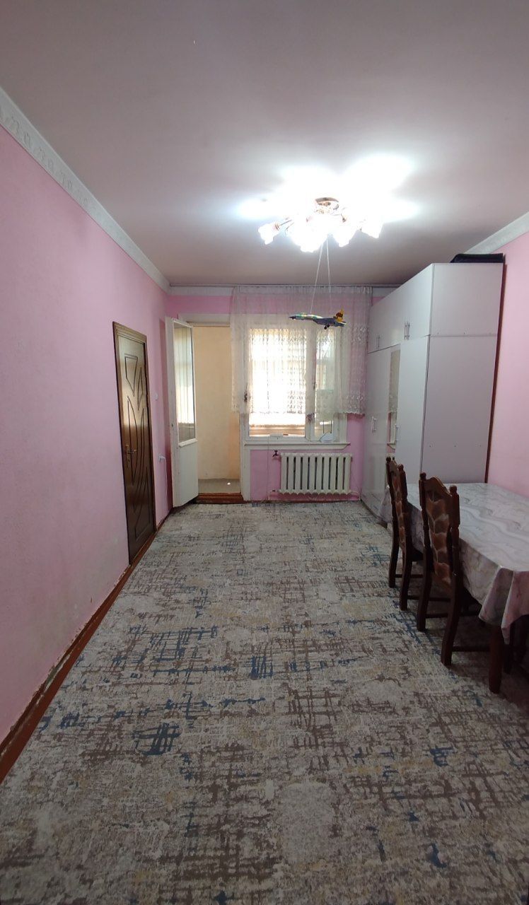 Продается Своя квартира на Юнусабад-12, 50 м², 2/4/4