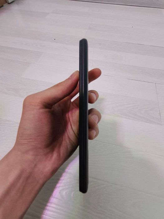 Poco m3   128gb karobka dakument bor