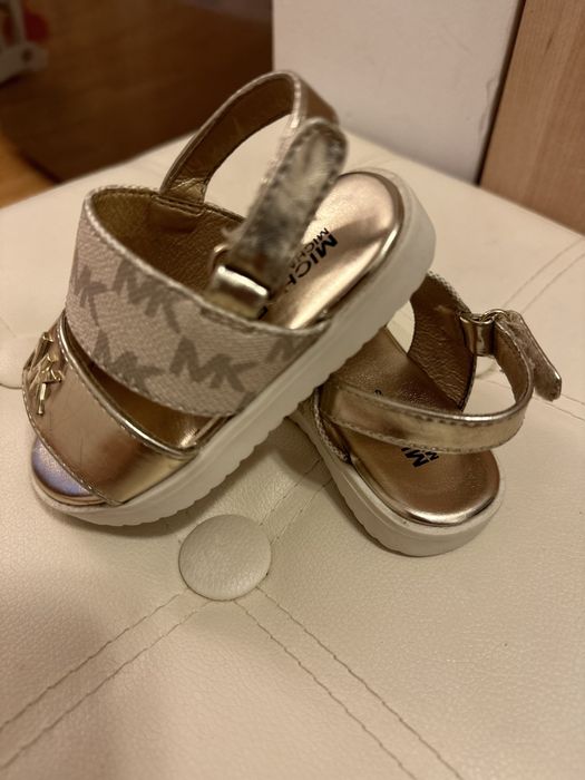Sandale aurii fetita Michael Kors 21
